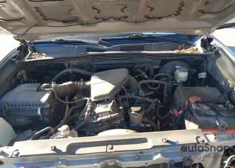 2017 Toyota Tacoma Sr5 из США, поврежденный, VIN 5TFAX5GN7HX080933